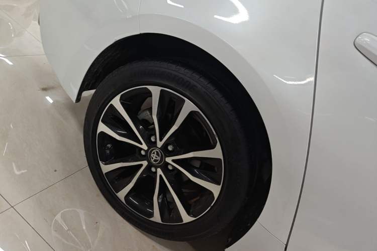 Used Toyota Levin 2021 185T CVT Sport Edition Right Rear Wheel Hub