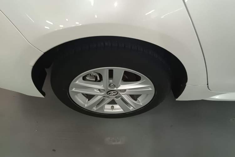 Used Toyota Levin 2021 185T CVT Luxury Edition Right Rear Wheel Hub