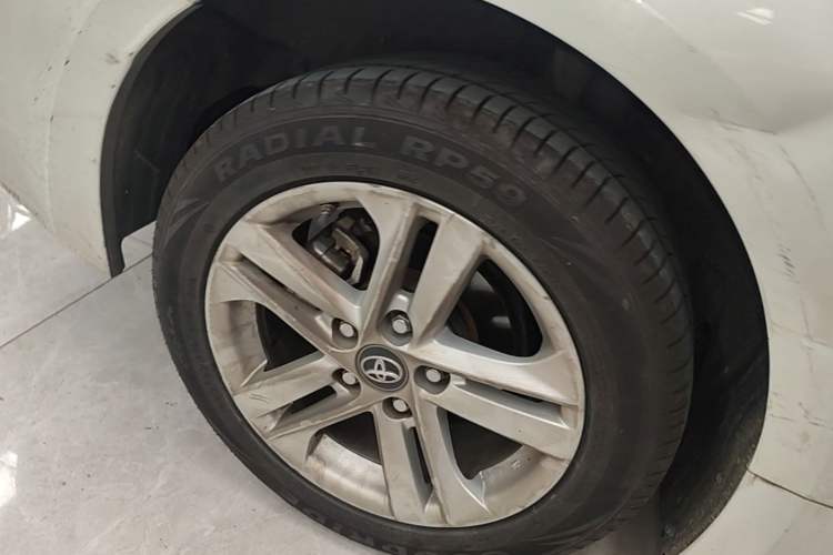 Used Toyota Levin 2021 185T CVT Luxury Edition Right Rear Wheel Hub