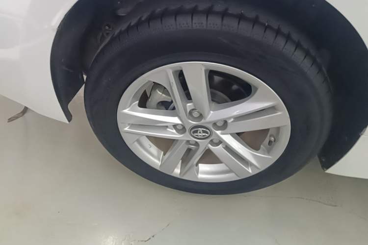 Used Toyota Levin 2021 185T CVT Luxury Edition Right Rear Wheel Hub