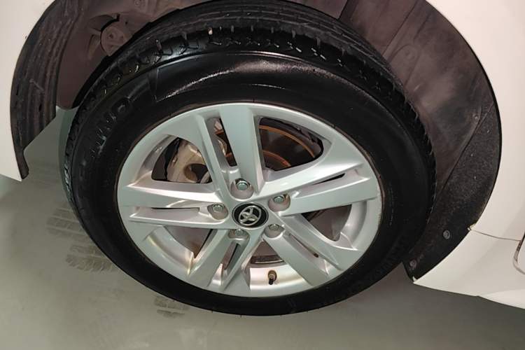 Used Toyota Levin 2021 185T CVT Entry-Level Version Right Rear Wheel Hub