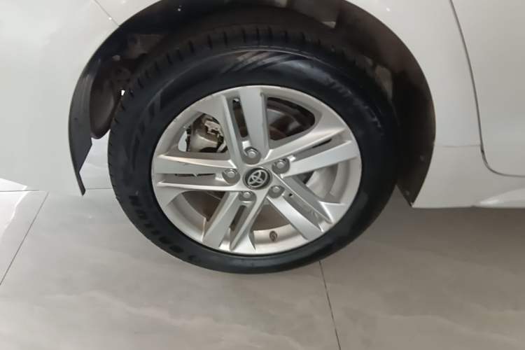 Used Toyota Levin 2021 Dual-Engine 1.8H E-CVT Luxury Edition Right Rear Wheel Hub