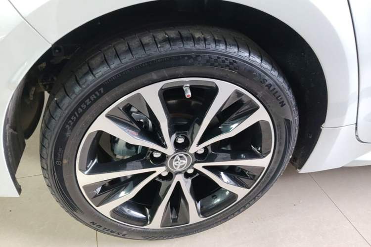 Used Toyota Levin 2021 185T CVT Sport Edition Right Rear Wheel Hub