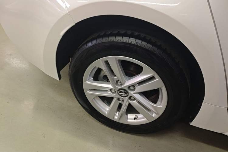 Used Toyota Levin 2021 185T CVT Luxury Edition Right Rear Wheel Hub