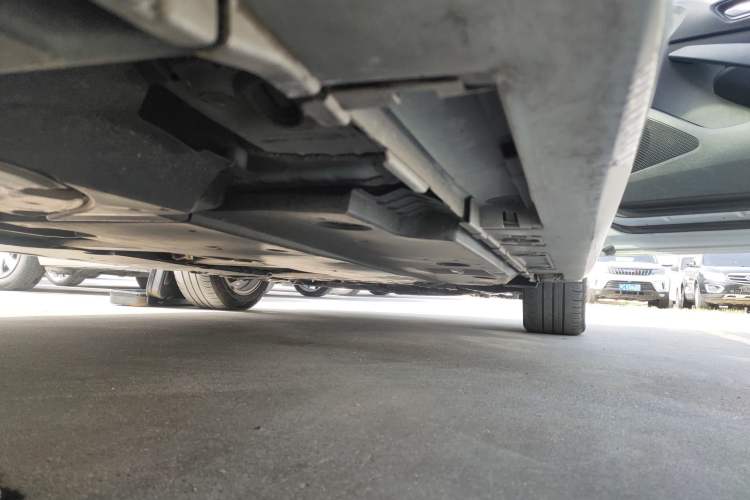 Used Toyota Levin 2021 185T CVT Luxury Edition Right Side Sill
