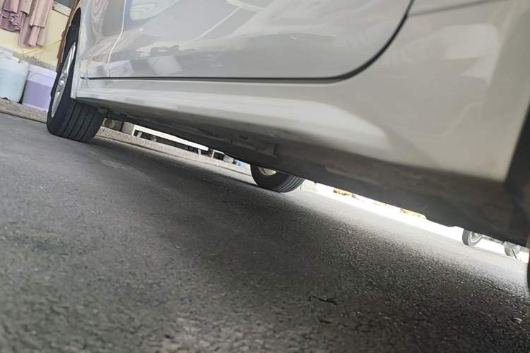 Used Toyota Levin 2021 185T CVT Luxury Edition Right Side Sill