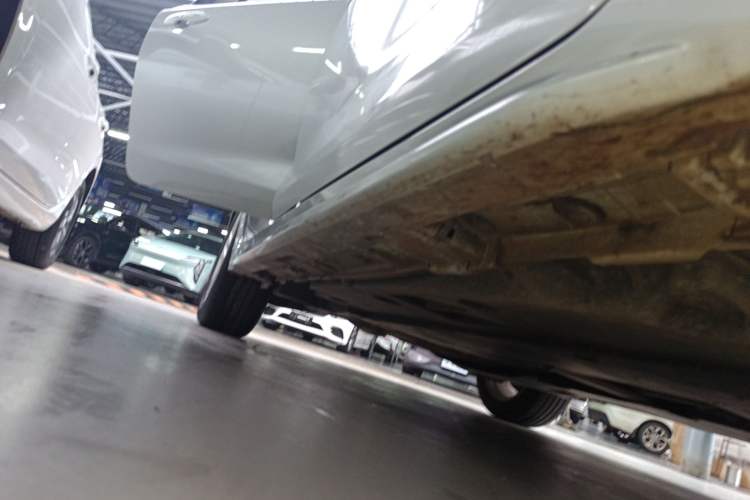 Used Toyota Levin 2021 185T CVT Luxury Edition Right Side Sill