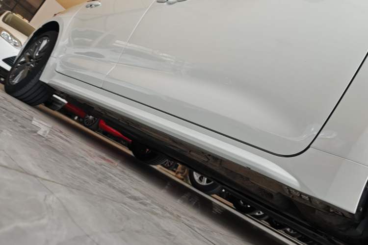 Used Toyota Levin 2021 2.0L Luxury Edition Right Side Sill