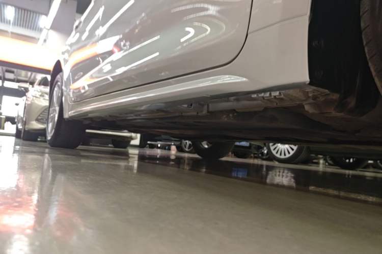 Used Toyota Levin 2021 185T CVT Luxury Edition Right Side Sill