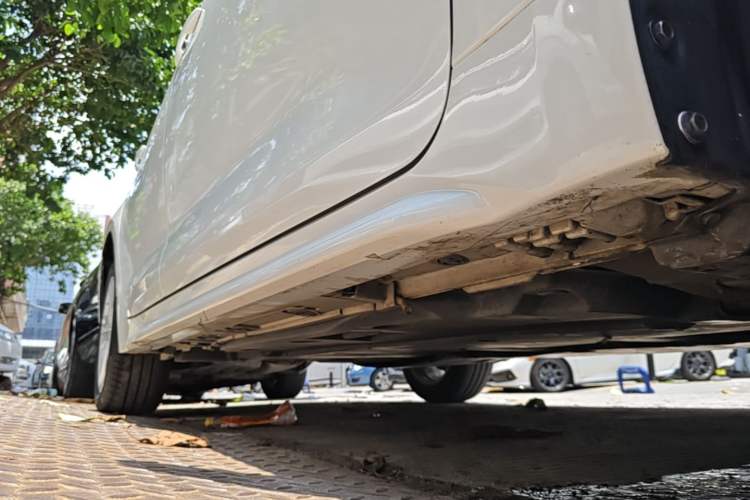 Used Toyota Levin 2021 185T CVT Luxury Edition Right Side Sill