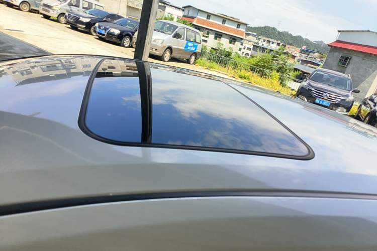 Used Toyota Levin 2021 Dual-Engine 1.8H E-CVT Luxury Edition Roof