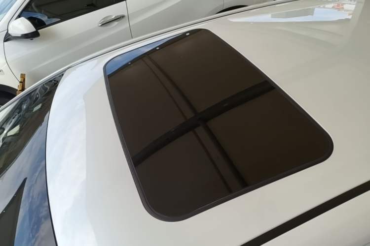 Used Toyota Levin 2021 185T CVT Luxury Edition Roof