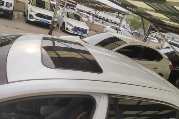 Used Toyota Levin 2021 2.0L Luxury Edition Roof