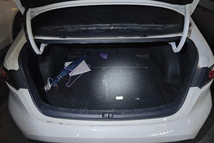 Used Toyota Levin 2021 TNGA 1.5L CVT Entry-Level Model Trunk
