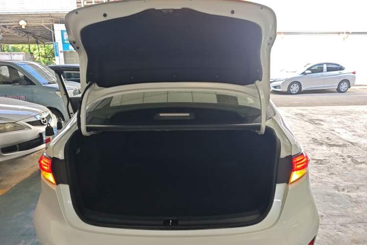 Used Toyota Levin 2021 Dual-Engine 1.8H E-CVT Luxury Edition Trunk