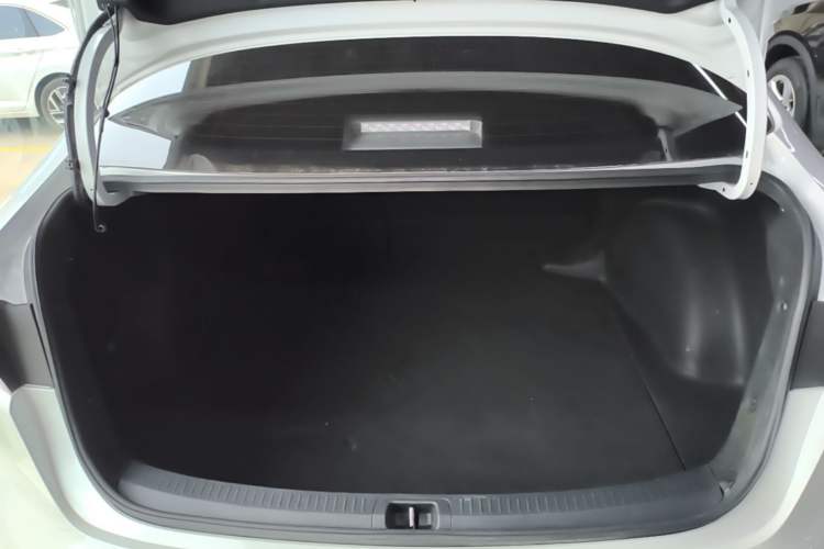 Used Toyota Levin 2021 185T CVT Luxury Edition Trunk