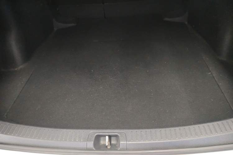 Used Toyota Levin 2021 185T CVT Luxury Edition Trunk