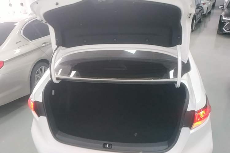 Used Toyota Levin 2021 185T CVT Luxury Edition Trunk