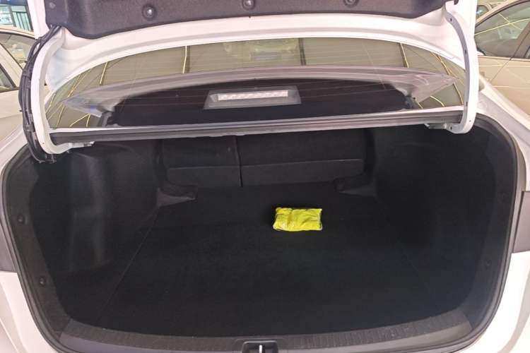 Used Toyota Levin 2021 185T CVT Entry-Level Version Trunk