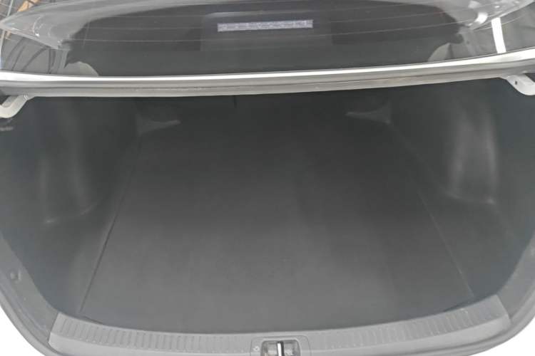 Used Toyota Levin 2021 185T CVT Sport Edition Trunk