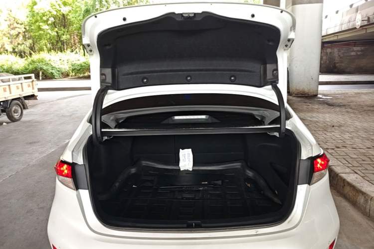 Used Toyota Levin 2021 185T CVT Sport Edition Trunk
