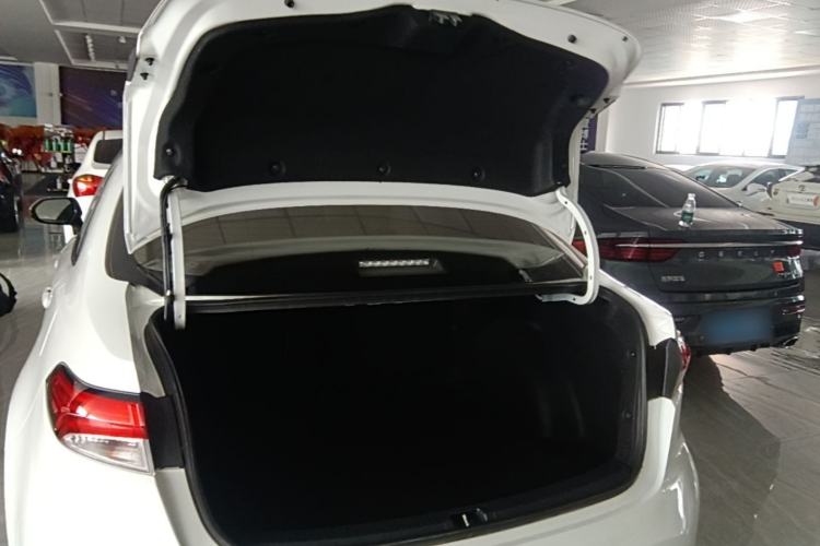 Used Toyota Levin 2021 Dual-Engine 1.8H E-CVT Luxury Edition Trunk