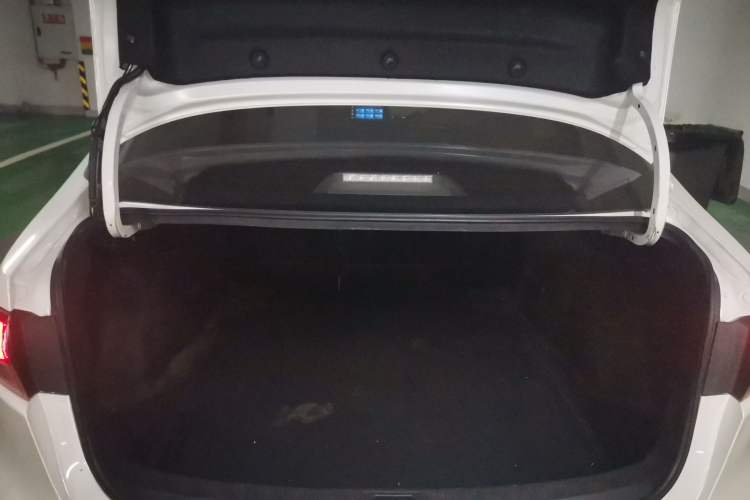 Used Toyota Levin 2021 185T CVT Luxury Edition Trunk