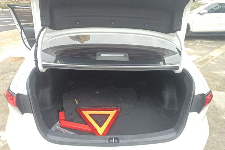 Used Toyota Levin 2021 185T CVT Entry-Level Version Trunk