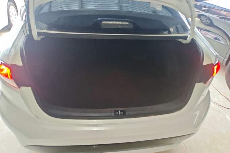 Used Toyota Levin 2021 185T CVT Luxury Edition Trunk