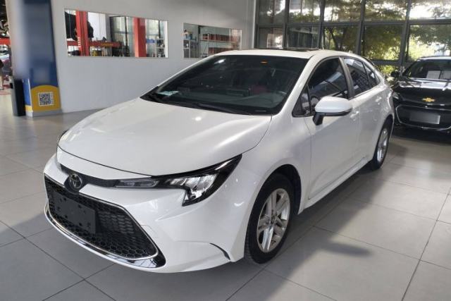 Ojetý Toyota Levin 2021 185T CVT Luxury Edition
