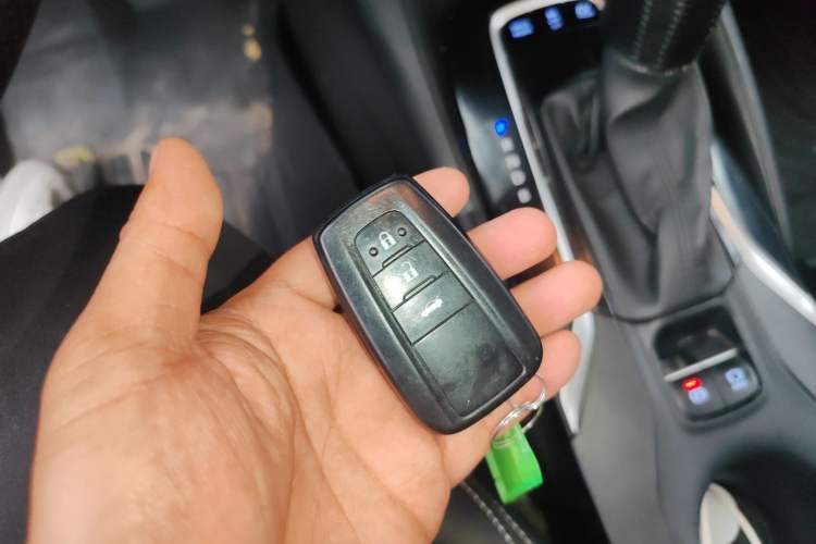 Used Toyota Levin 2021 Dual-Engine 1.8H E-CVT Luxury Edition Vehicle Key