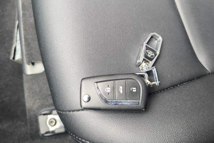 Used Toyota Levin 2021 TNGA 1.5L CVT Entry-Level Model Vehicle Key