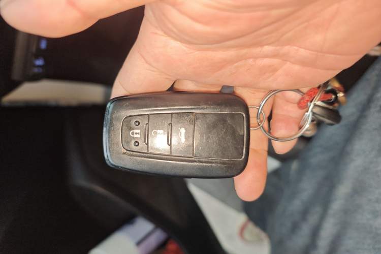 Used Toyota Levin 2021 Dual-Engine 1.8H E-CVT Luxury Edition Vehicle Key