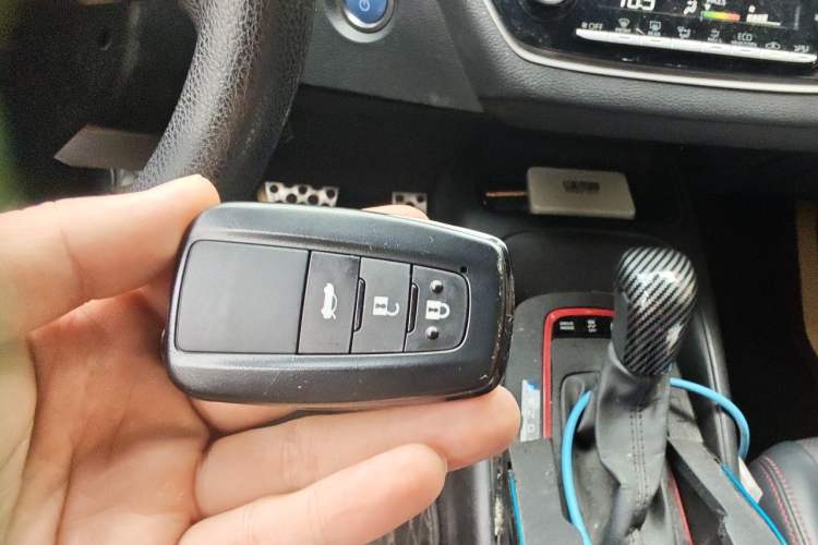Used Toyota Levin 2021 Dual-Motor 1.8H E-CVT Sport Edition Vehicle Key