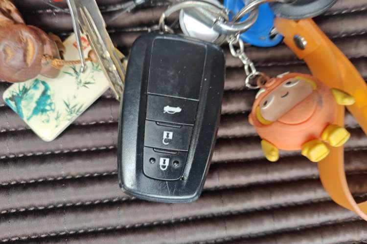 Used Toyota Levin 2021 Dual-Engine 1.8H E-CVT Luxury Edition Vehicle Key