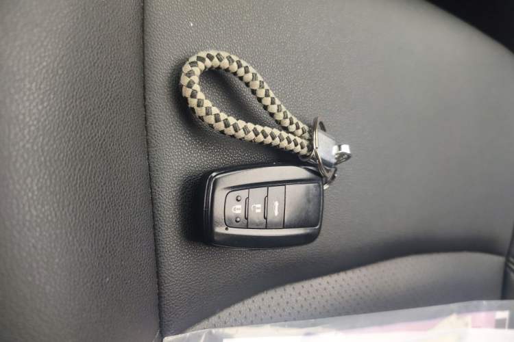 Used Toyota Levin 2021 Dual-Engine 1.8H E-CVT Luxury Edition Vehicle Key