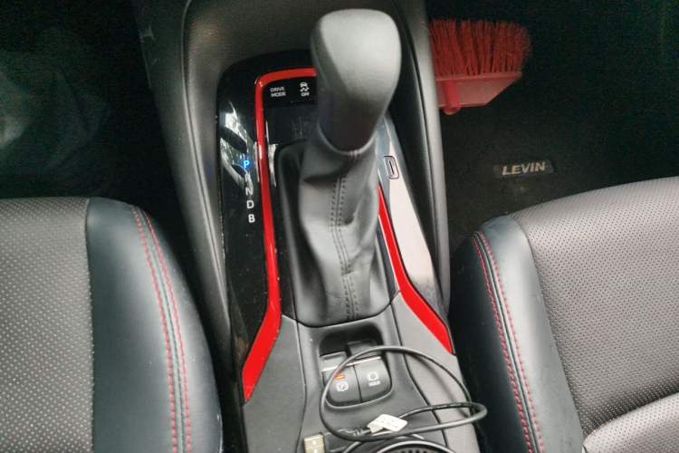 Used Toyota Levin 2021 Dual-Motor 1.8H E-CVT Sport Edition Gear Lever