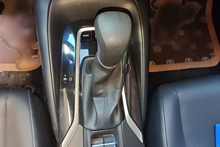 Used Toyota Levin 2021 2.0L Luxury Edition Gear Lever