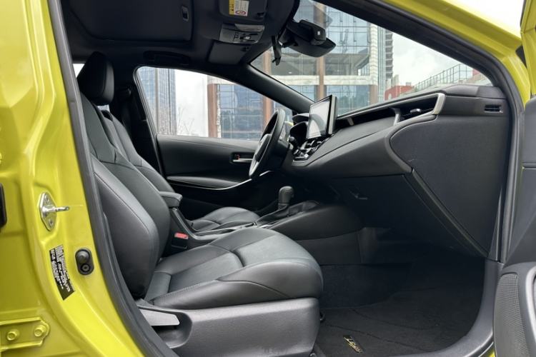 Used Toyota Levin 2021 185T CVT Luxury Edition Interior 4