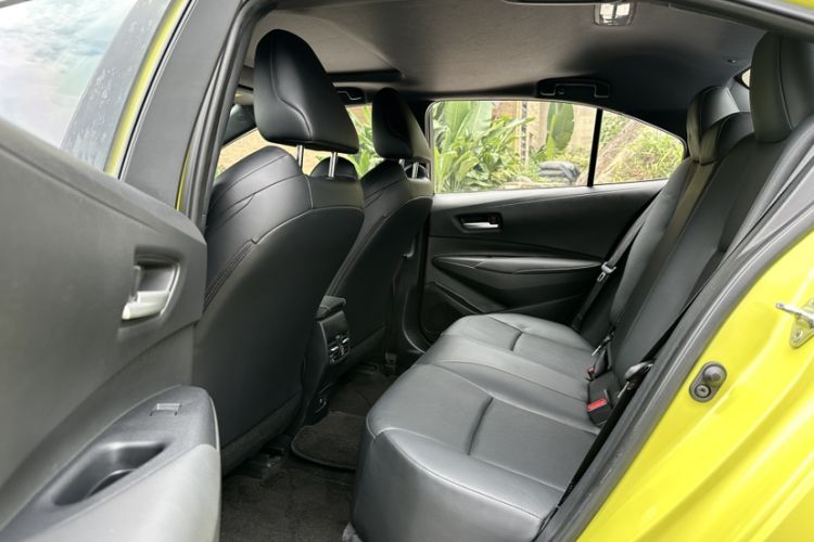 Used Toyota Levin 2021 185T CVT Luxury Edition Interior 8