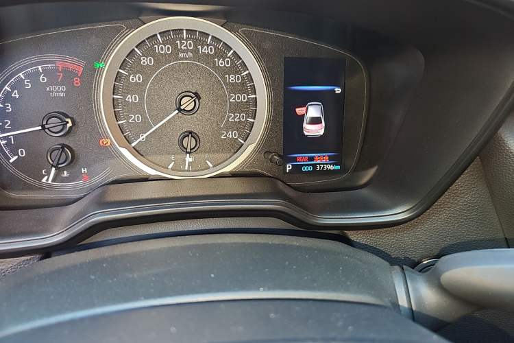 Used Toyota Levin 2021 2.0L Luxury Edition Odometer Close Up