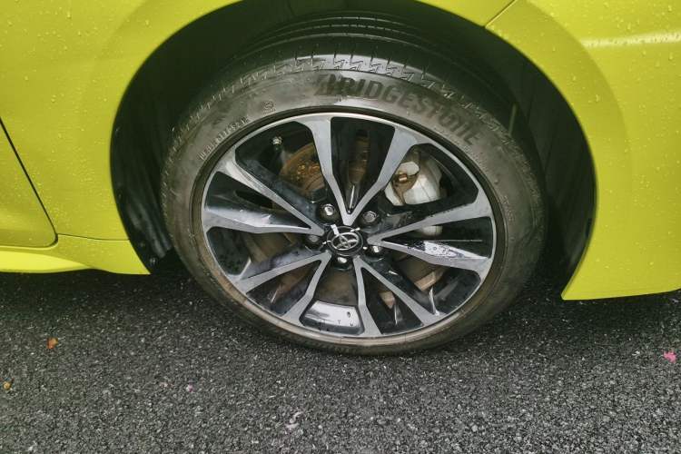 Used Toyota Levin 2021 Dual-Motor 1.8H E-CVT Sport Edition Right Front Wheel Hub