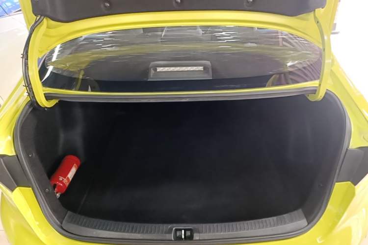 Used Toyota Levin 2021 185T CVT Luxury Edition Trunk
