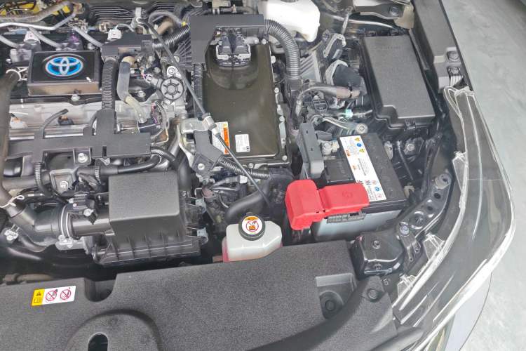 Used Toyota Levin 2022 Dual-Engine 1.8H E-CVT Luxury Edition Engine Bay Left
