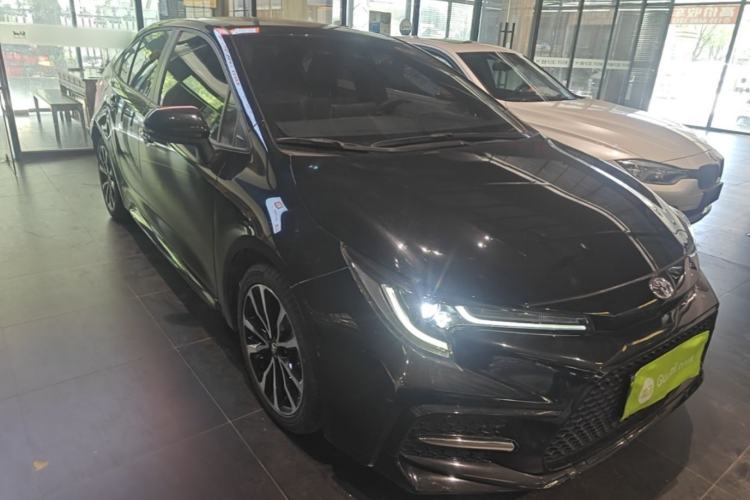 Used Toyota Levin 2022 185T CVT Sport Edition Front Right 45 Deg