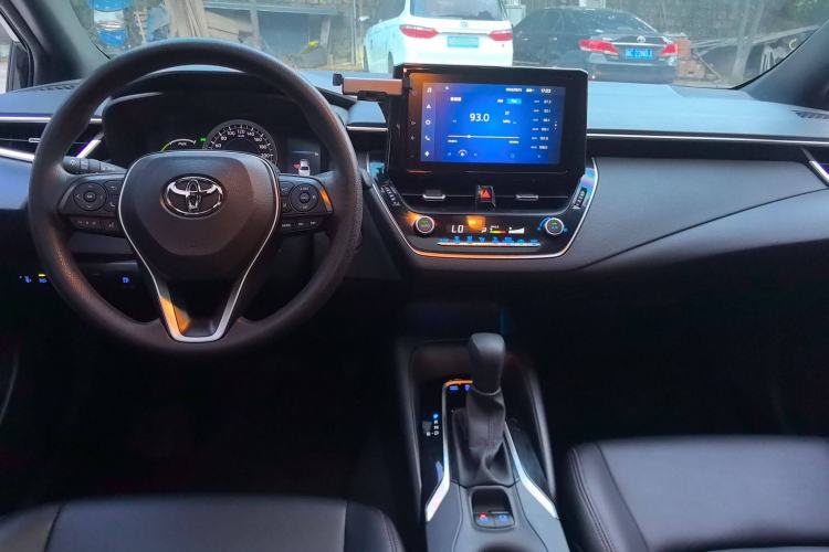 Used Toyota Levin 2022 Dual-Engine 1.8H E-CVT Luxury Edition Interior 3