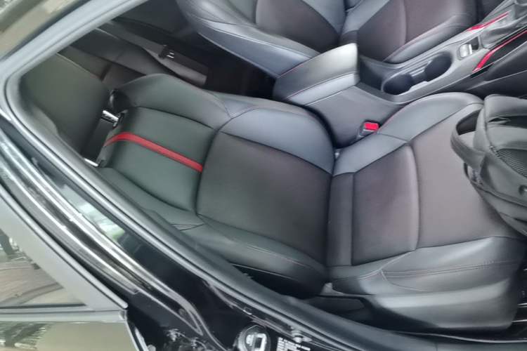 Used Toyota Levin 2022 Dual-Motor 1.8H E-CVT Sport Edition Right Front Seat