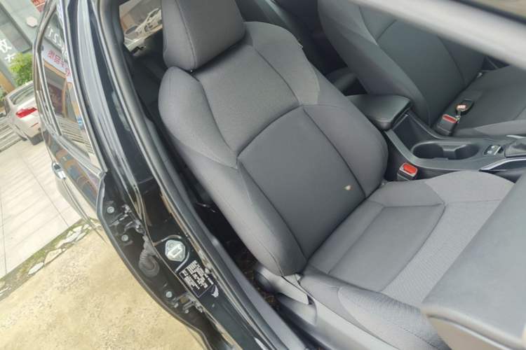 Used Toyota Levin 2022 185T CVT Luxury Edition Right Front Seat