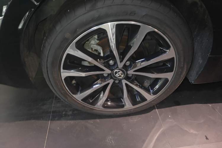 Used Toyota Levin 2022 185T CVT Sport Edition Right Rear Wheel Hub