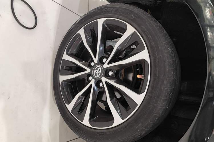 Used Toyota Levin 2022 Dual-Motor 1.8H E-CVT Sport Edition Right Rear Wheel Hub